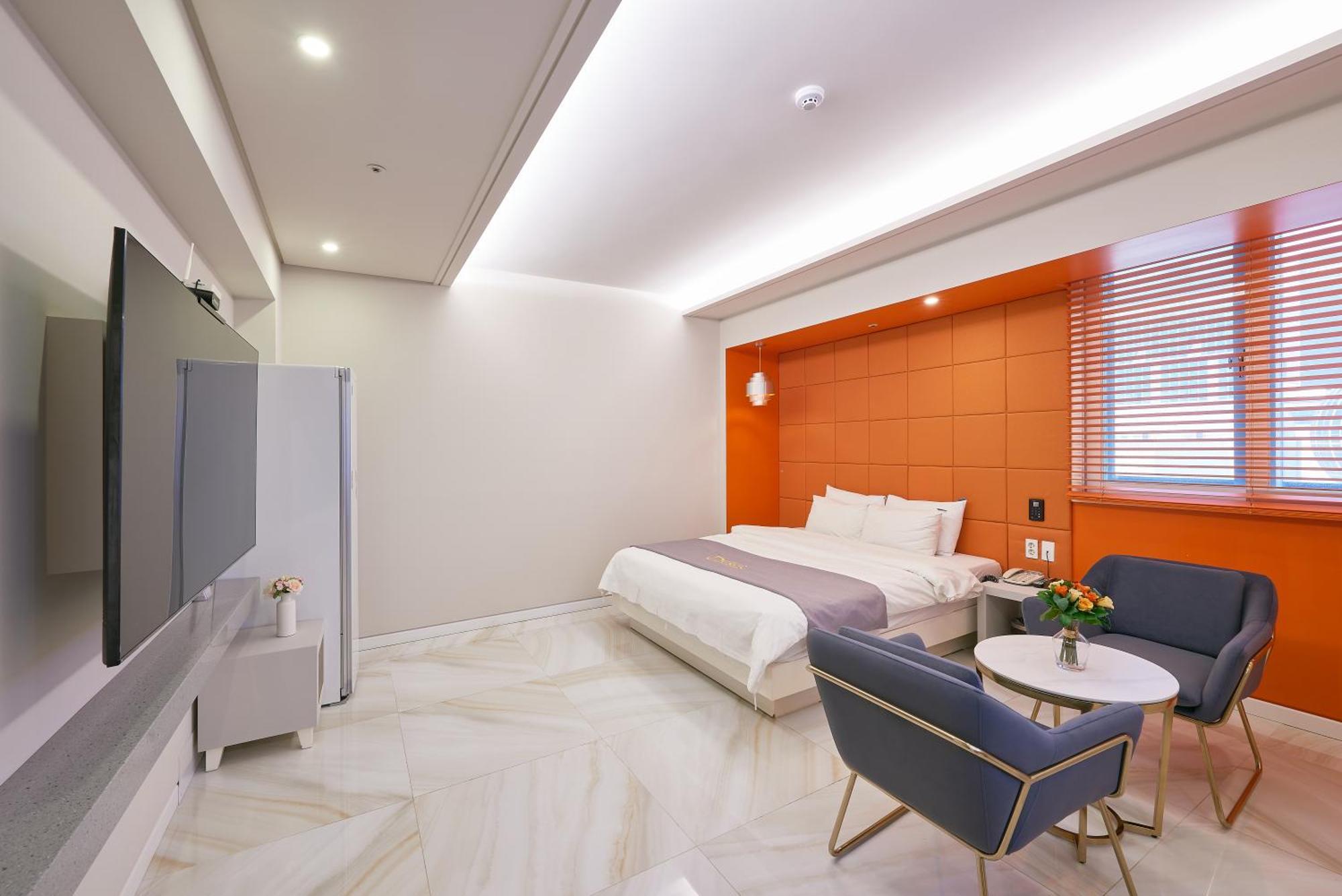 Dubai Hotel Gwangju Metropolitan City Exterior foto